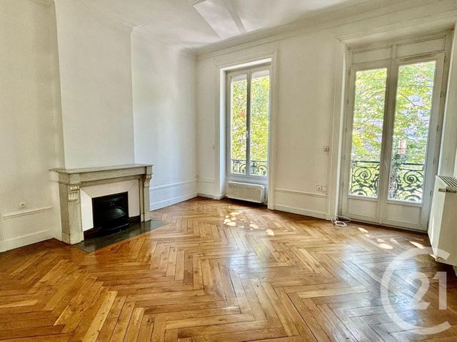 Appartement F5 à vendre - 5 pièces - 115.0 m2 - ST ETIENNE - 42 - RHONE-ALPES - Century 21 Seux Immobilier