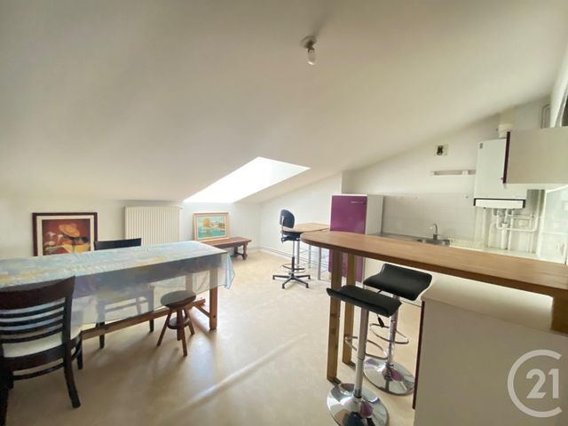 Appartement T3 à louer - 3 pièces - 65.0 m2 - ST ETIENNE - 42 - RHONE-ALPES - Century 21 Seux Immobilier