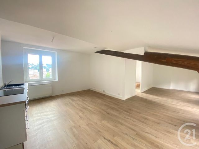 Appartement T2 à louer - 2 pièces - 50.05 m2 - ST ETIENNE - 42 - RHONE-ALPES - Century 21 Seux Immobilier