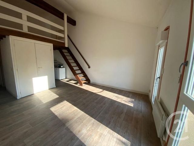 Appartement T2 à louer - 2 pièces - 39.7 m2 - FEURS - 42 - RHONE-ALPES - Century 21 Seux Immobilier